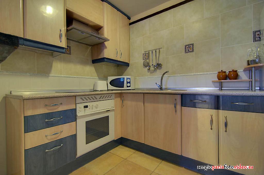 El Jardincillo Guest House โรเบลโด เด ชาเวลา ภายนอก รูปภาพ