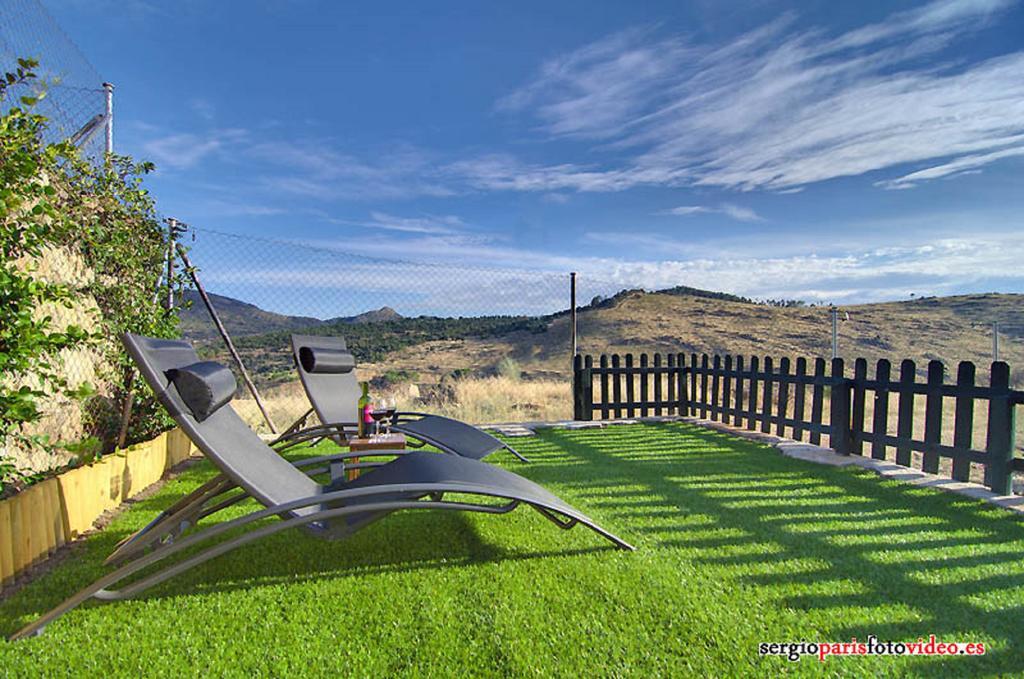 El Jardincillo Guest House โรเบลโด เด ชาเวลา ภายนอก รูปภาพ