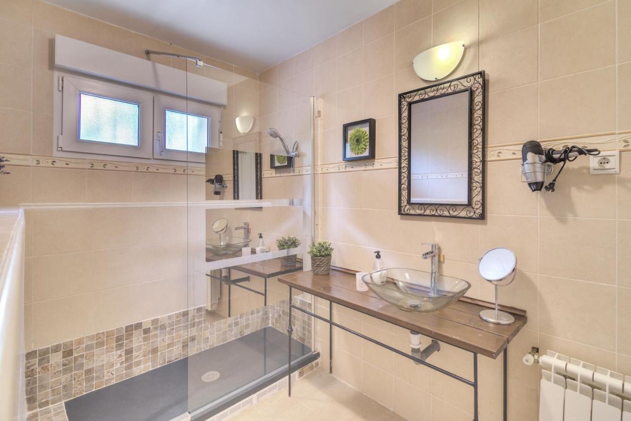 El Jardincillo Guest House โรเบลโด เด ชาเวลา ภายนอก รูปภาพ
